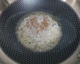 A picture of step 3 of Tawa Paneer.