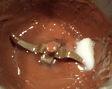 Foto del paso 5 de la receta: Turrón de chocolate con conguitos negros