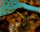 Foto langkah ke 4 dari resep Sambal Goreng Kentang Hati Sapi dan Pete.