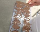Foto del paso 7 de la receta: Bombones de  chocolate con relleno de chapulín