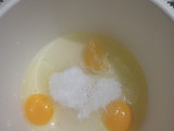 Bolu gulung (2 telur,loyang 20x20)