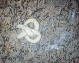 A picture of step 3 of Cinnamon pretzels.