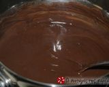 Φωτογραφία βήματος 3 της συνταγής Γλυκό με σαβαγιάρ, φράουλες και σοκολάτα