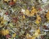 A picture of step 3 of Chinese rice with wings.