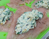 Foto del paso 5 de la receta: Pechuga rellena🐓 🥬  🧀 🍃