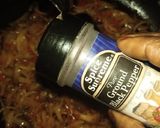 A picture of step 4 of Potatoes sauce.