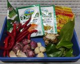 Foto langkah ke 1 dari resep Gulai Ayam (fillet dada) dan kentang simple.