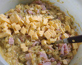 Foto del paso 3 de la receta: Tortilla de coliflor con jamón y queso al horno