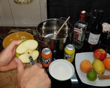 A picture of step 4 of Sangria.
