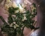 Foto del paso 3 de la receta: Crema de Bledo y Cebolla para Pastas
