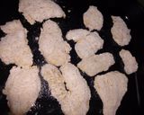 Foto del paso 4 de la receta: Chicken tenders. Tiras de pollo crocante