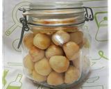 Foto langkah ke 6 dari resep Nastar Isi Selai Belimbing (Eggless / Gluten Free / No Mixer).