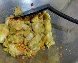 Foto langkah ke 4 dari resep Ayam goreng telur asin.