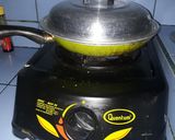 Foto langkah ke 6 dari resep Pizza teflon.