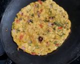 A picture of step 5 of Jowar Massala Roti.