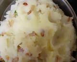 A picture of step 3 of Potato bharta.