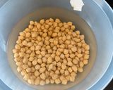A picture of step 1 of Puchero (Spanish cuisine).