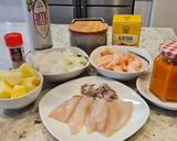 Foto del paso 1 de la receta Guiso de chipirones con gambas al azafrán