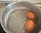 Foto del paso 1 de la receta Merluza a la vasca con espárragos