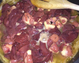 Foto del paso 3 de la receta: Higaditos de pollo encebollado
