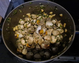 Foto del paso 8 de la receta: 🇪🇦 Berberechos rojos salteados 🇹🇭
