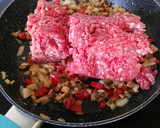 Foto del paso 3 de la receta: Coditos con salsa boloñesa