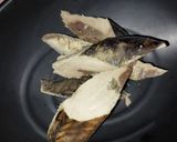 Foto langkah ke 1 dari resep Orek Tempe Ikan Pindang.