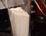 Foto del paso 4 de la receta: Queque de yogurt con pera y manzana