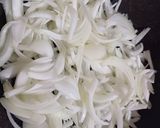 Foto del paso 3 de la receta: Matambre a los 4 quesos con champiñones y papas