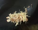 Foto langkah ke 2 dari resep Ikan hiu cah jahe.