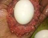A picture of step 2 of Scotch egg.