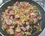 Foto del paso 1 de la receta: Ravioles con salsa y carne