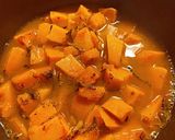 Une image de l'étape 2 de Tajine de potimarron, châtaignes, pois chiches.