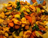 Foto langkah ke 3 dari resep Capcay Goreng.