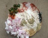 A picture of step 2 of Wheat flour pakora(Nonbaria).