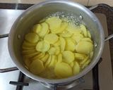 স্পাইসি এগ কেসরোল রেসিপির ধাপ 2 ছবি