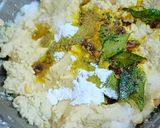 A picture of step 2 of Ambe Daal / Kairichi Daal.