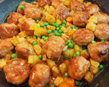 Foto del paso 7 de la receta: Albóndigas a la jardinera