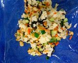 Foto langkah ke 3 dari resep Jumeokbap (nasi kepal ala korea).