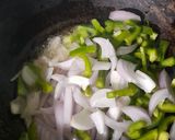 A picture of step 3 of Noodles Pocket With Spring Roll Wrapper.
