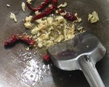 A picture of step 2 of Sweet spicy pork with lotus stem.