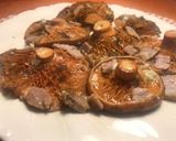Foto del paso 3 de la receta: Setas con ajo y mojama