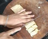 A picture of step 3 of Schezwan veggie roti Roll.