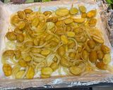 Foto del paso 2 de la receta: Pez espada al horno con patatas y cebolla