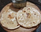 ઘીવાળી ભાખરી (Gheewali Bhakhri Recipe in Gujarati) રેસીપી સ્ટેપ5ફોટો