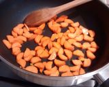 Foto del paso 6 de la receta: Ensalada tibia de zanahoria, hinojo y cebolla