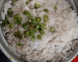 A picture of step 1 of Peanut Kanda Poha.