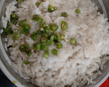 A picture of step 1 of Peanut Kanda Poha.