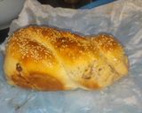 A picture of step 4 of Jam stuffed bread.