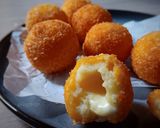 Foto langkah ke 6 dari resep Potato Cheese Balls.
